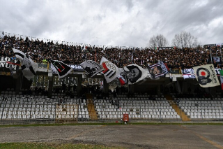 Ascoli-Ravenna: al via prevendita solo per settori locali